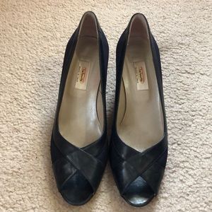 Navy blue heels